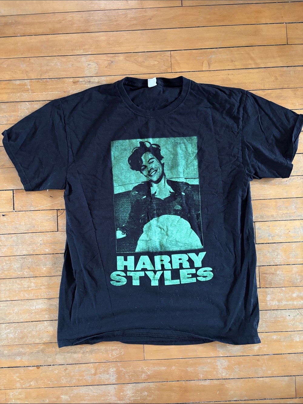 Gildan Black Short-Sleeve Tee with Mint Green Graphic